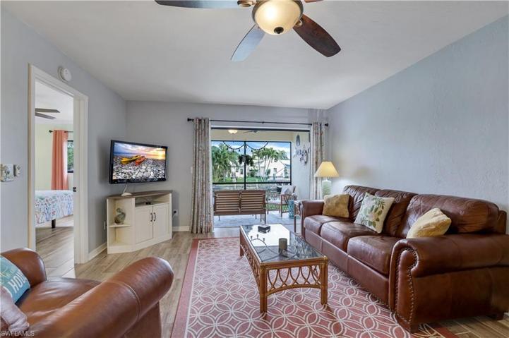 4805  Sorrento  CT, Cape Coral, FL 33904