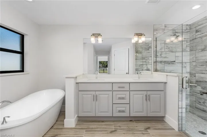 1909 Sw 27th Ter, Cape Coral Fl 33914