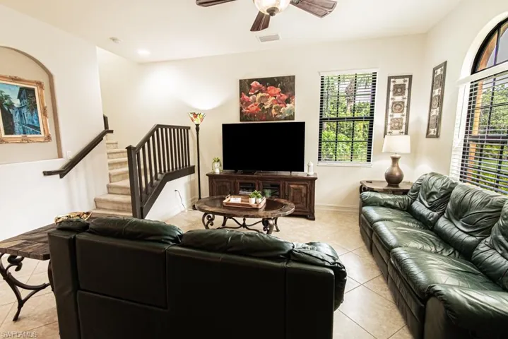 9163 Delano St 10006, Naples, Florida 34113