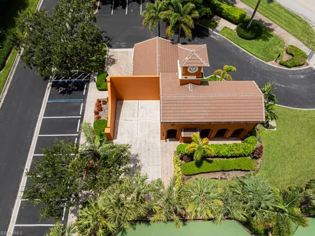 9163 Delano St 10006, Naples, Florida 34113