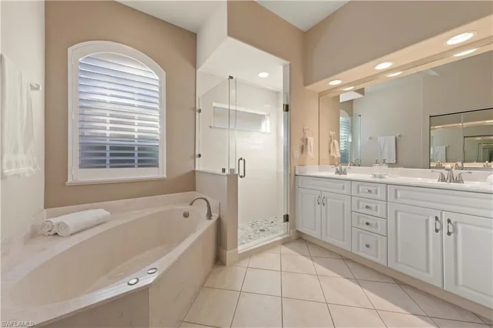 8066  Tauren  CT, Naples, FL 34119