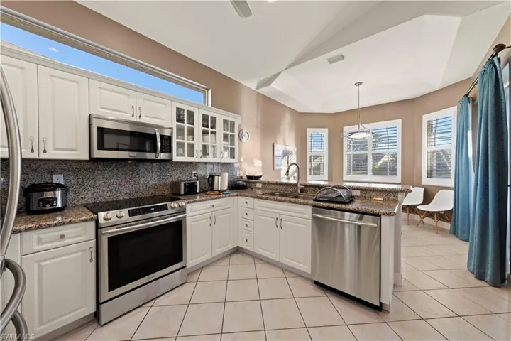 8066  Tauren  CT, Naples, FL 34119