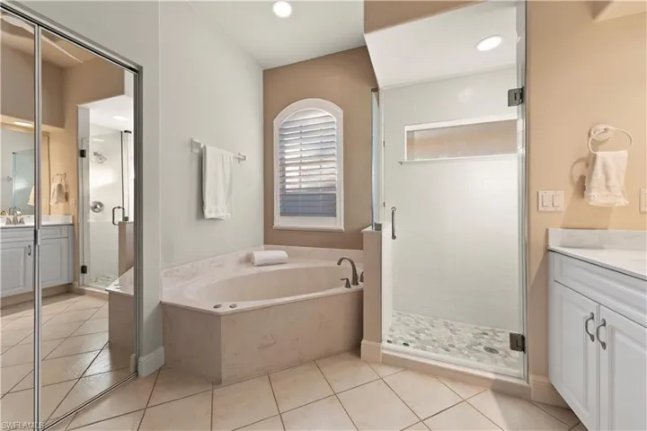 8066  Tauren  CT, Naples, FL 34119