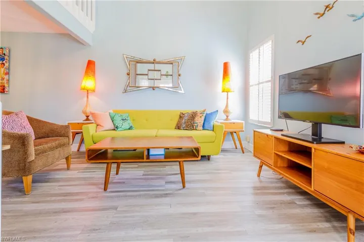 Super high ceilings and skylight. Beautiful natural light. (Unfurnished)