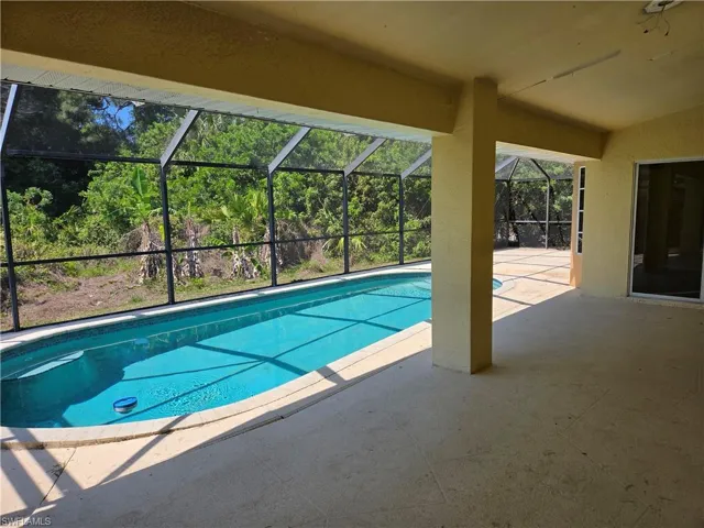 3200 E 6th  ST, Lehigh Acres, FL 33972