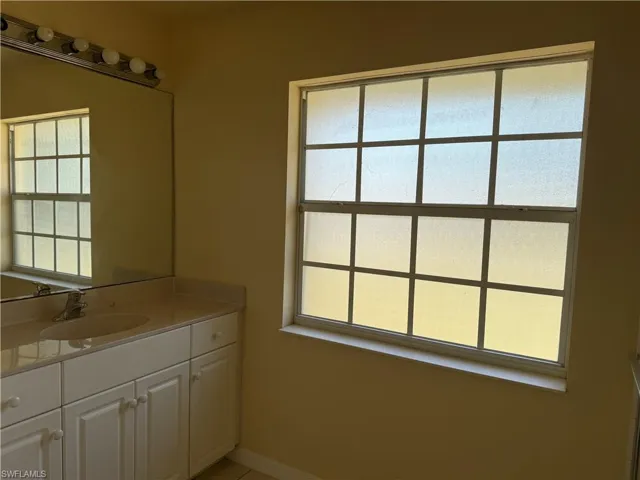 3200 E 6th  ST, Lehigh Acres, FL 33972