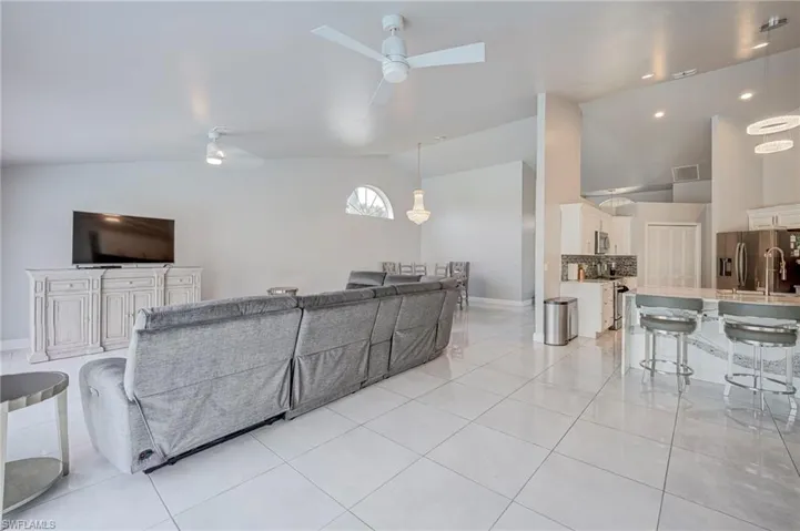 6630 Middlesex Pl, Naples, Florida 34104