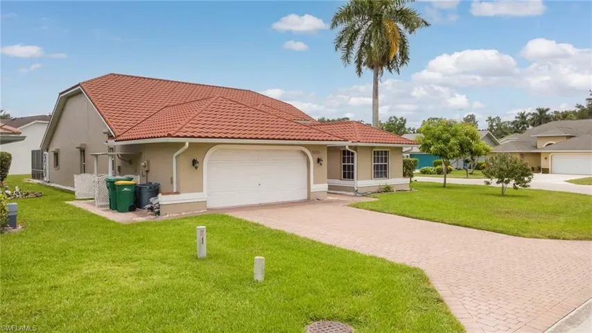 6630 Middlesex Pl, Naples, Florida 34104