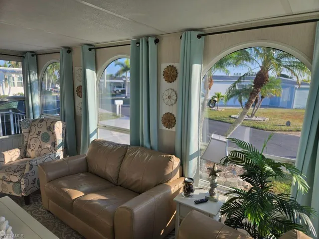 114  Elise  DR, Fort Myers, FL 33908