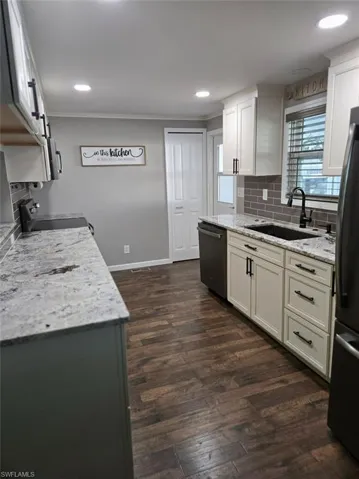 114  Elise  DR, Fort Myers, FL 33908