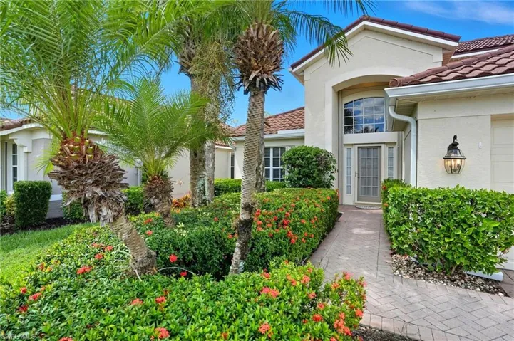 9104 Shadow Glen Way, Fort Myers, Florida 33913