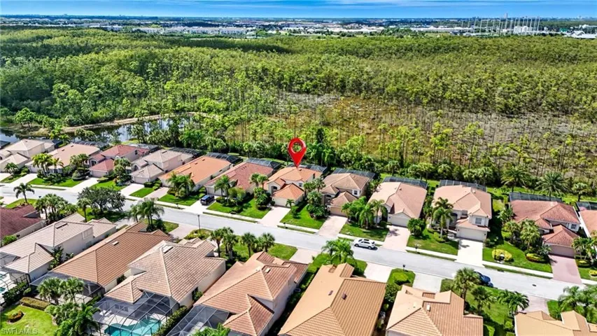 9104 Shadow Glen Way, Fort Myers, Florida 33913