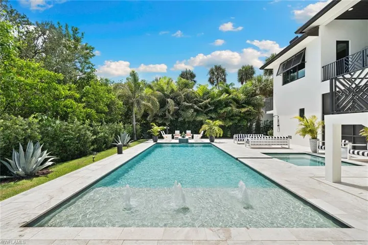 210 Topanga Dr, Bonita Springs Fl 34134