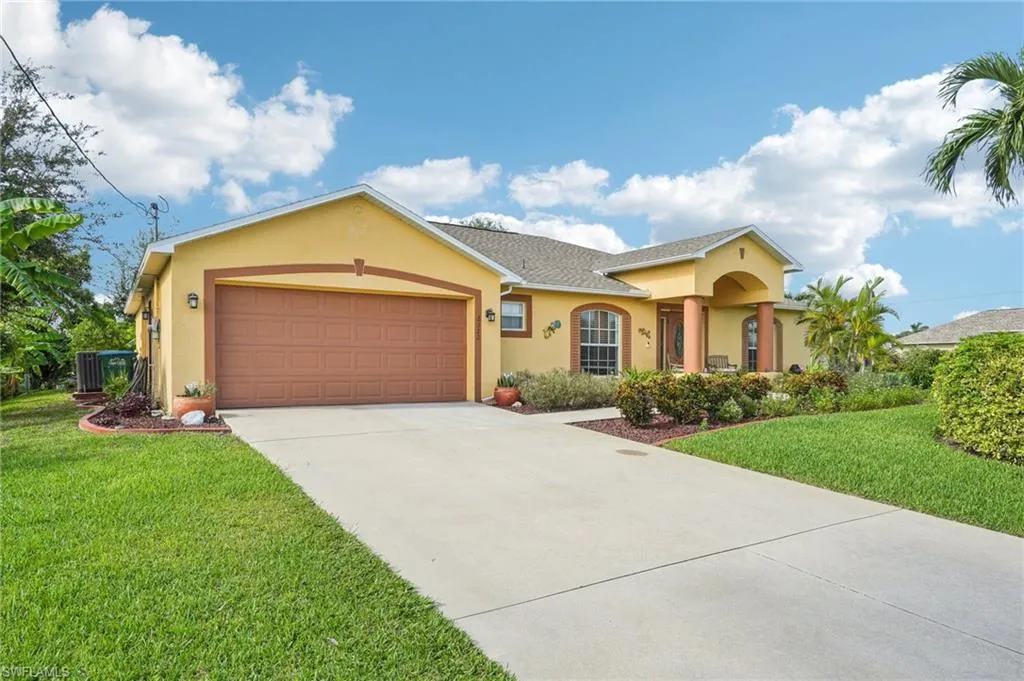 2322 17th ST, Cape Coral, FL 33991,224071860