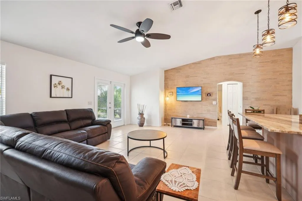 2322 17th ST, Cape Coral, FL 33991,224071860
