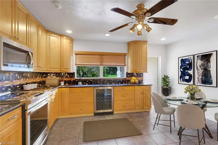 15261 Shamrock Dr, Fort Myers, Florida 33912