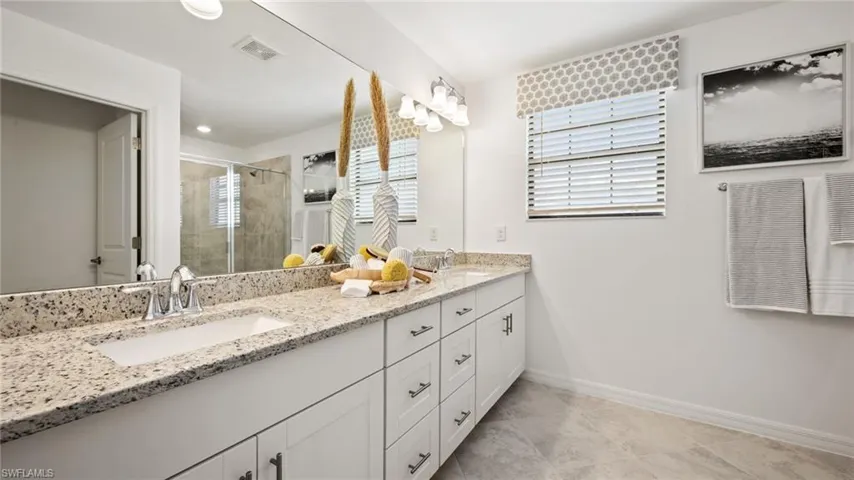 18685  Marlin Kite  LN, North Fort Myers, FL 33917