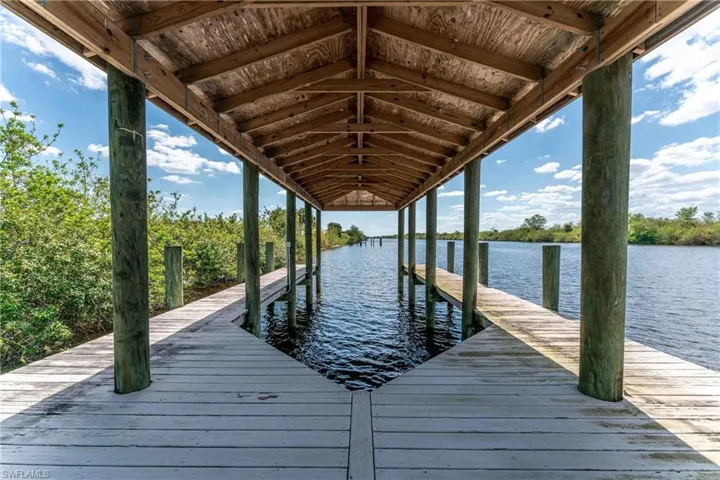 1589 Frontier Cir, Labelle, Florida 33935