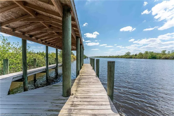 1589 Frontier Cir, Labelle, Florida 33935