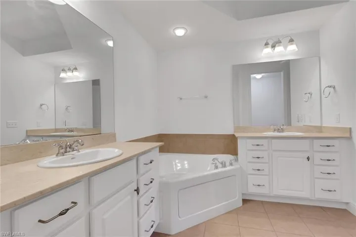 8011 Via Monte Carlo Way 2213, Estero, Florida 33928