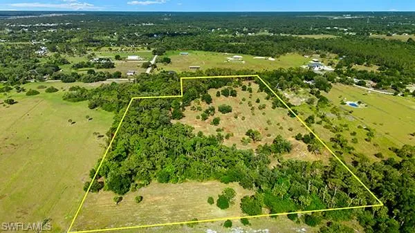 5250  Higginbotham  RD, Fort Myers, FL 33905