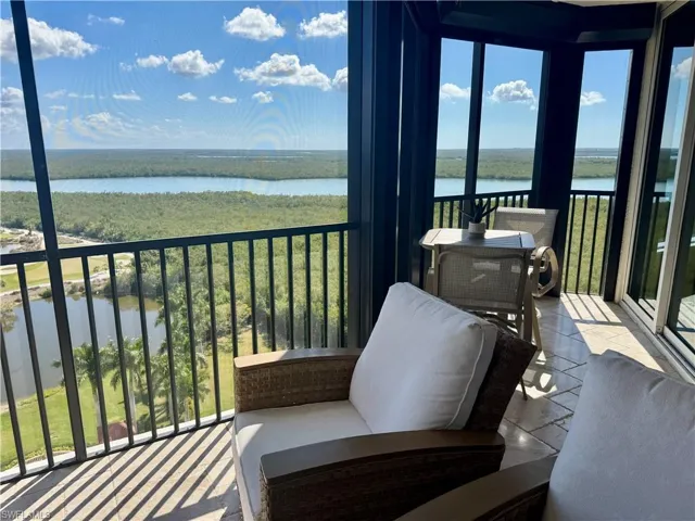 1060  Borghese  LN, Naples, FL 34114