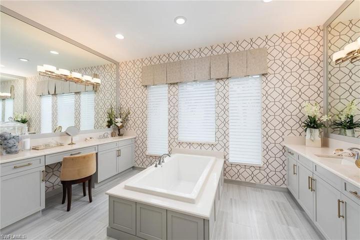 Sunrise Model photo - Master Bath