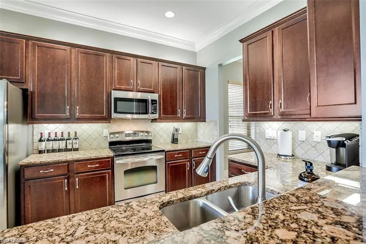 3745 Pleasant Springs Dr, Naples, Florida 34119