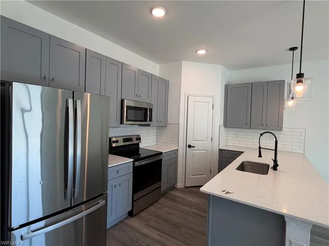 5207 Side