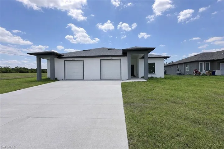 5207  30th SW ST, Lehigh Acres, FL 33973