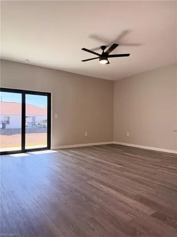 5205 Side