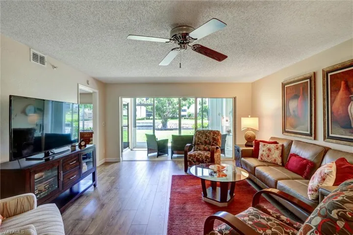 9900 Sunset Cove Ln 114, Fort Myers, Florida 33919