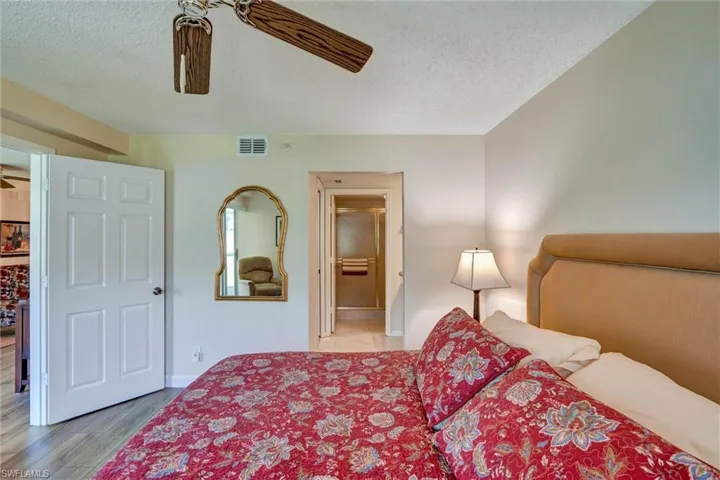 9900 Sunset Cove Ln 114, Fort Myers, Florida 33919