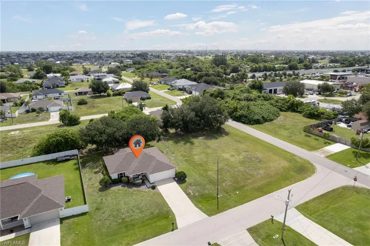 459 Ne 3rd Ave, Cape Coral, Florida 33909