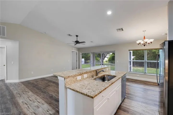 459 Ne 3rd Ave, Cape Coral, Florida 33909