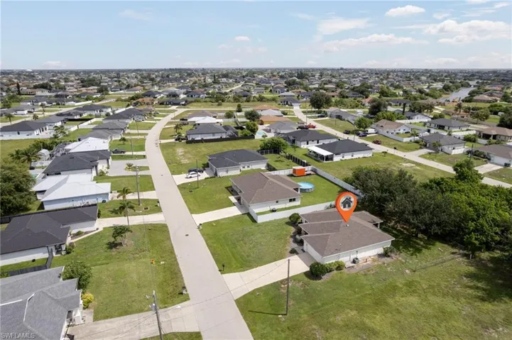 459 Ne 3rd Ave, Cape Coral, Florida 33909
