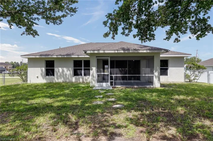 459 Ne 3rd Ave, Cape Coral, Florida 33909