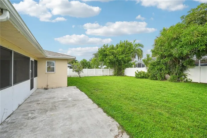 View of yard with a patio