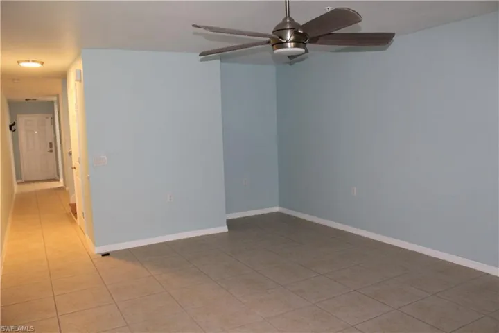 9076 Gervais Cir 403, Naples, Florida 34120