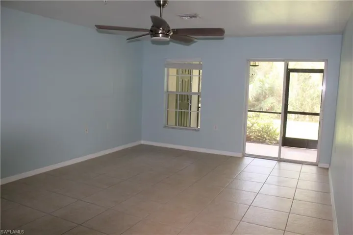 9076 Gervais Cir 403, Naples, Florida 34120