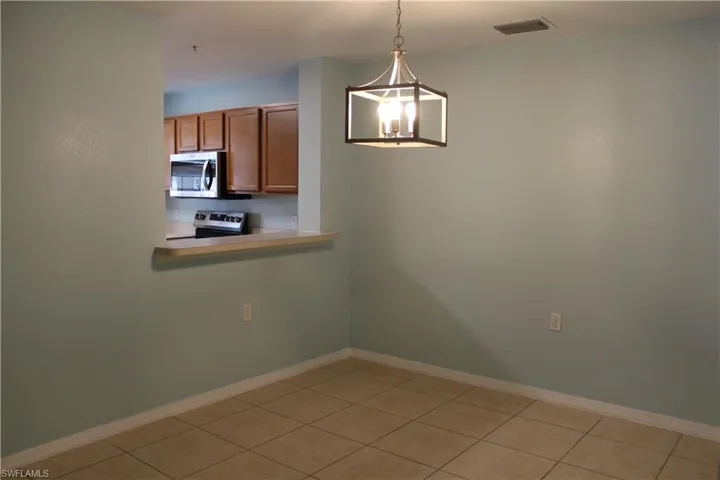 9076 Gervais Cir 403, Naples, Florida 34120
