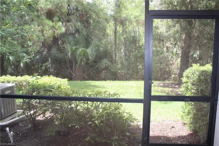 9076 Gervais Cir 403, Naples, Florida 34120