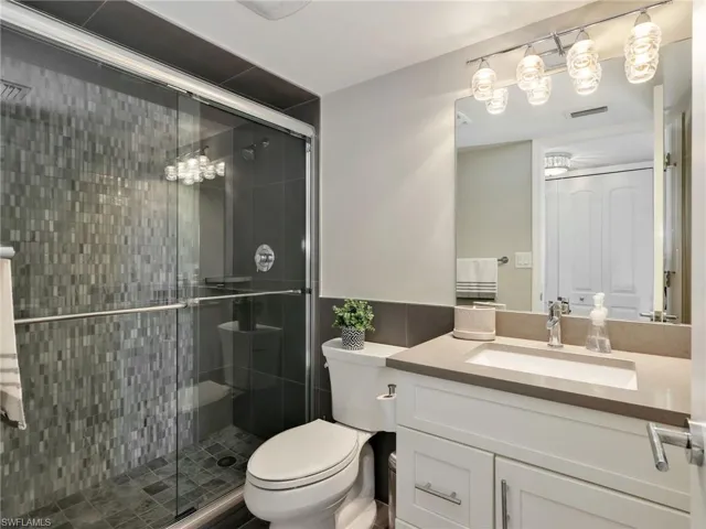 750 Mooring Line Dr 203, Naples, Florida 34102