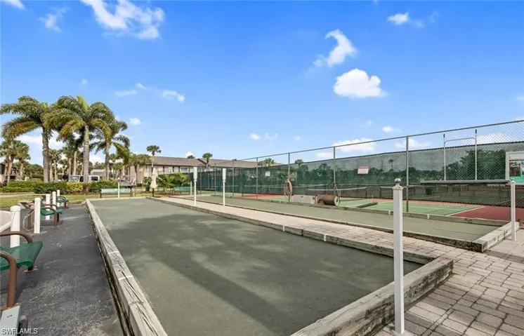 3400 Frosty Way 5, Naples, Florida 34112
