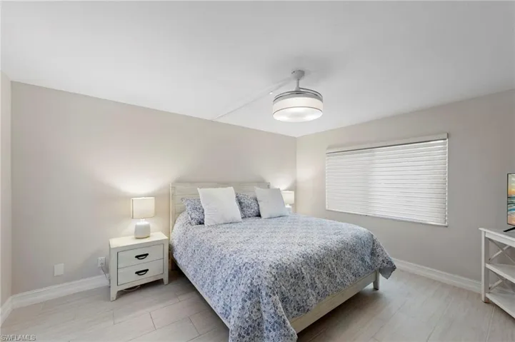 3400 Frosty Way 5, Naples, Florida 34112
