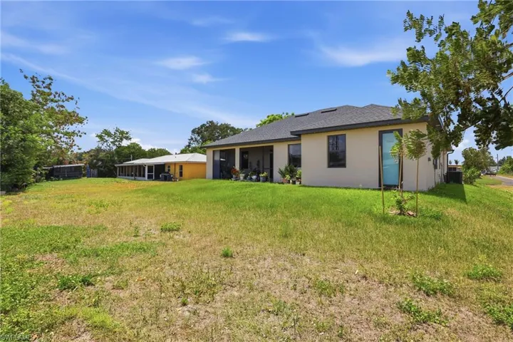 705 Harding Ln, Lehigh Acres, Florida 33936