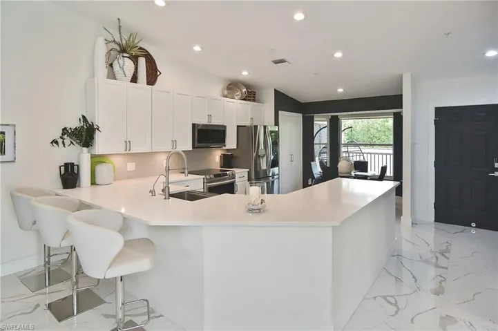10235 Bismark Palm Way 1521, Fort Myers, Florida 33966