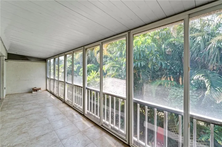 2828  Jackson  ST, Fort Myers, FL 33901