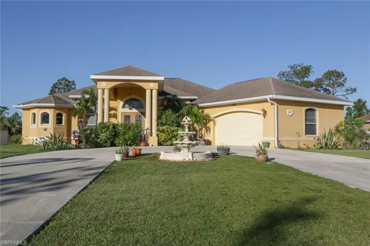 611 Clayton Ave, Lehigh Acres, Florida 33972