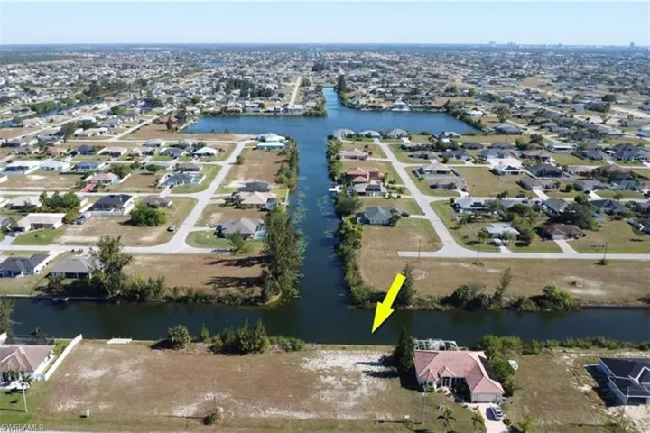 1735 Ne 1st Ave, Cape Coral, Florida 33909